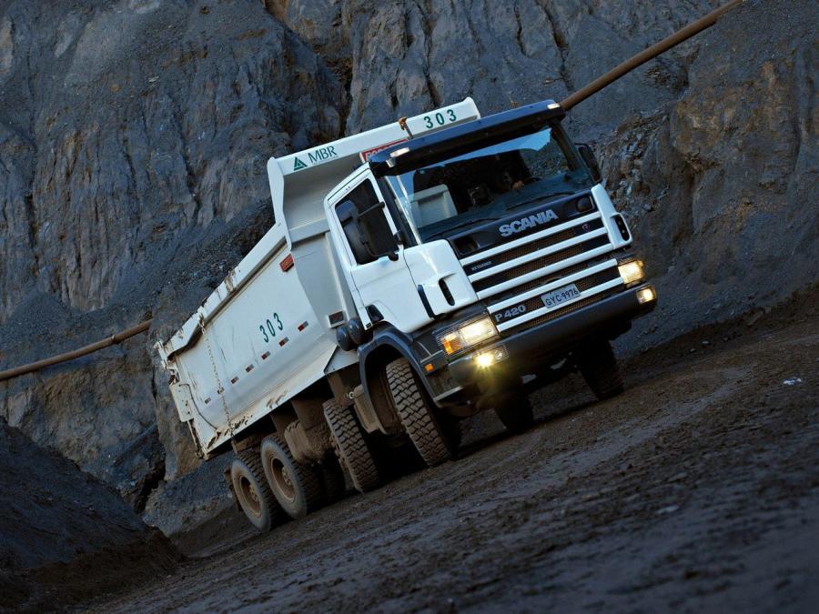  Scania P420 8x4 Tipper 2004 года  (фото 2 из 16)